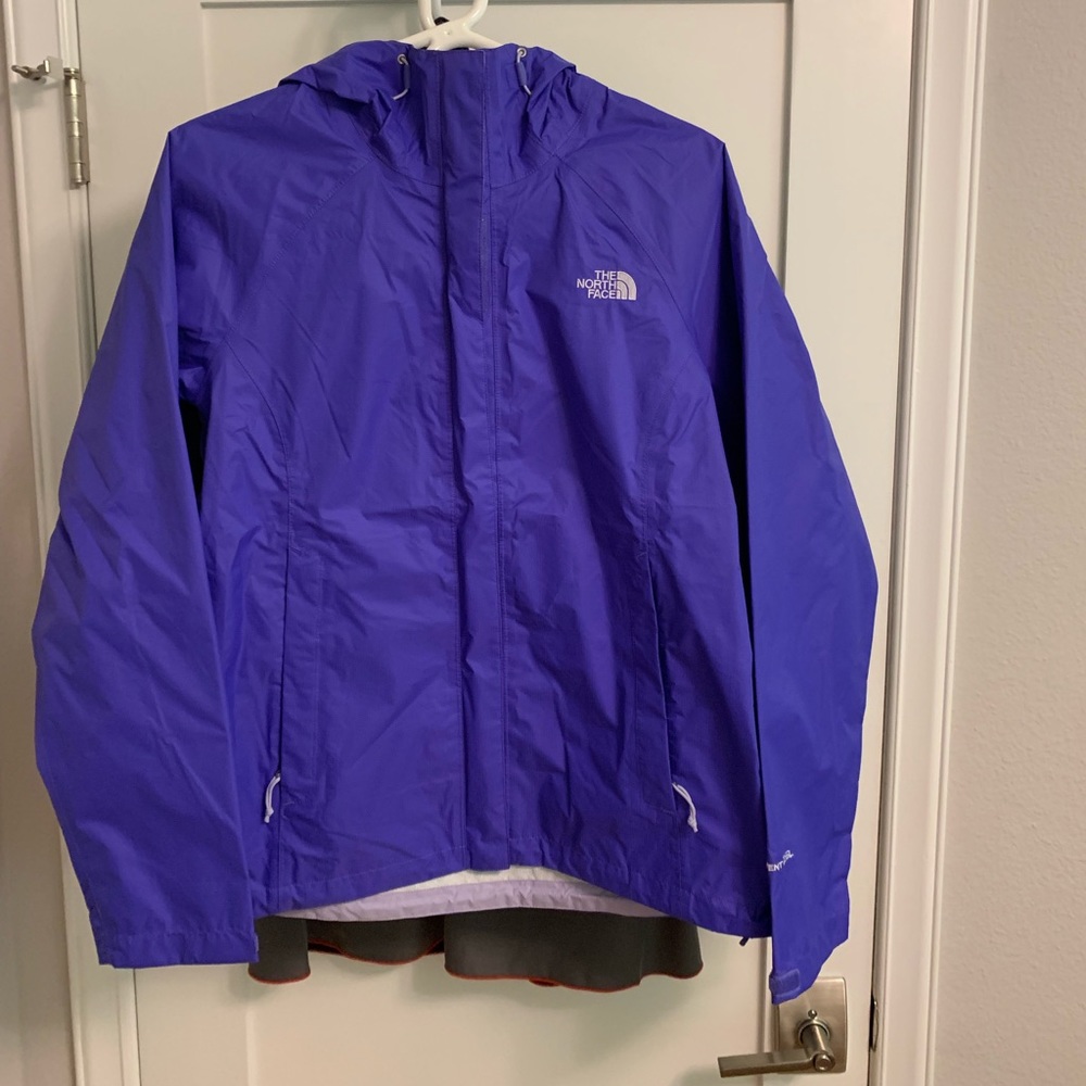 Like New North Face Raincoat